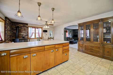 370 Meany Rd, Wrightstown, NJ 08562 photo 11