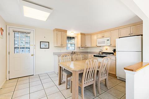 22 E 33rd St, Long Beach Township, NJ 08008 photo 6