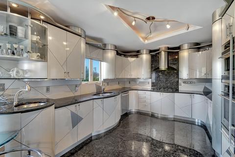 16 Mapleton Rd, Old Bridge, NJ 08857 photo 9