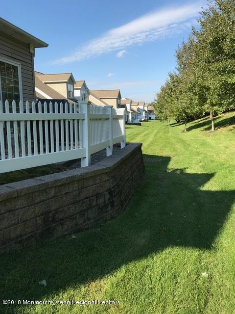 155 Sparrow Dr, Hamilton, NJ 08690 photo 6