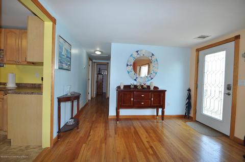 236 Willow Ln, Forked River, NJ 08731 photo 5