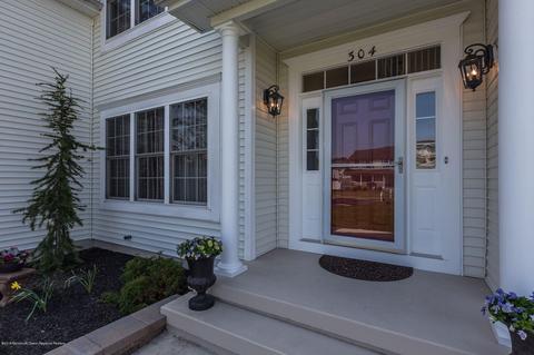 304 Hoover Ave, Bayville, NJ 08721 photo 3