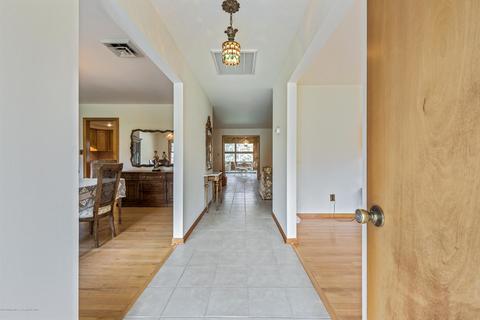 13 Allocco Dr, Holmdel, NJ 07733 photo 4