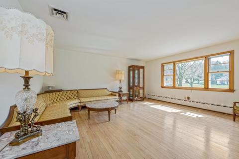 13 Allocco Dr, Holmdel, NJ 07733 photo 5