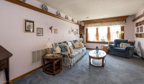 19 Eric Dr, Howell, NJ 07731 photo 2