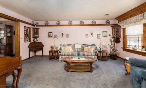 19 Eric Dr, Howell, NJ 07731 photo 4