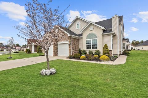 32 Ship Bottom Ln, Waretown, NJ 08758 photo 1