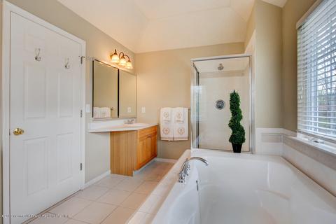 156 Farmers Ln, Jackson, NJ 08527 photo 23