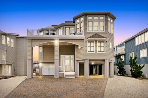 4 E 85th St, Harvey Cedars, NJ 08008 photo 1