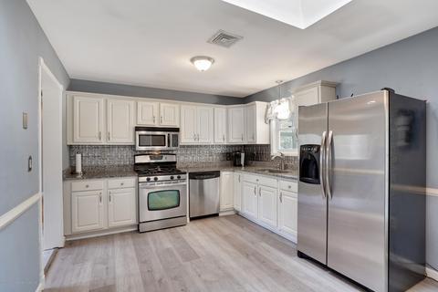 74 Johnson Ln, Jackson, NJ 08527 photo 6