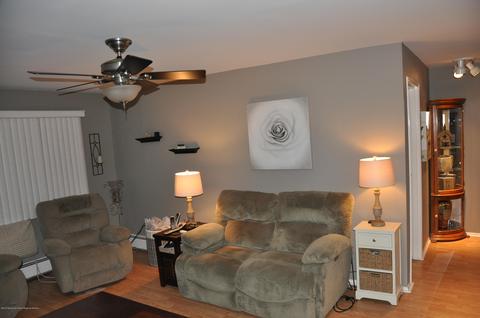 1123 Valley Rd # A, Wayne, NJ 07470 photo 4