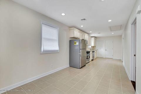 413 E 6th Ave, Roselle, NJ 07203 photo 12