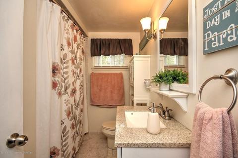 18 Baker Dr, Helmetta, NJ 08828 photo 9