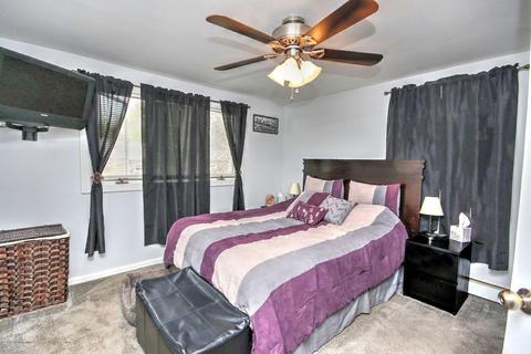 18 Baker Dr, Helmetta, NJ 08828 photo 6