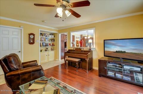 2 Greenbrook Dr, Old Bridge, NJ 08857 photo 14