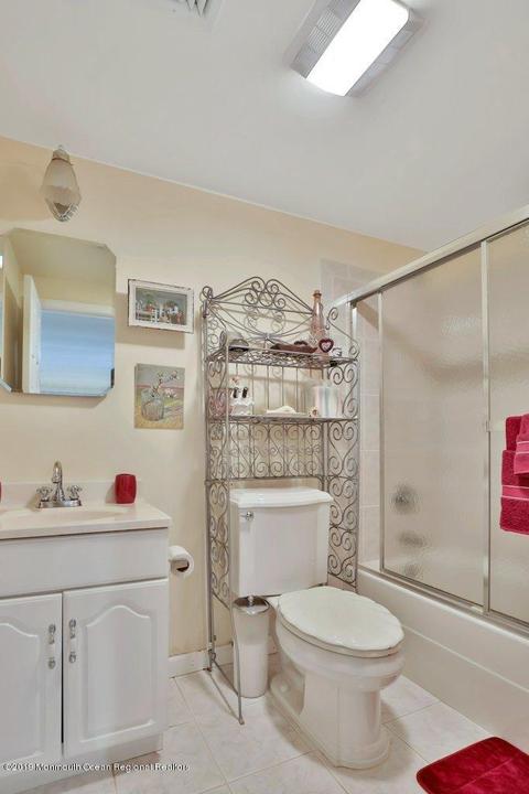 642 Valley Rd, Brielle, NJ 08730 photo 28