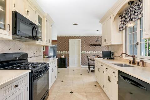 642 Valley Rd, Brielle, NJ 08730 photo 14