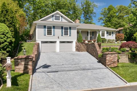 642 Valley Rd, Brielle, NJ 08730 photo 1