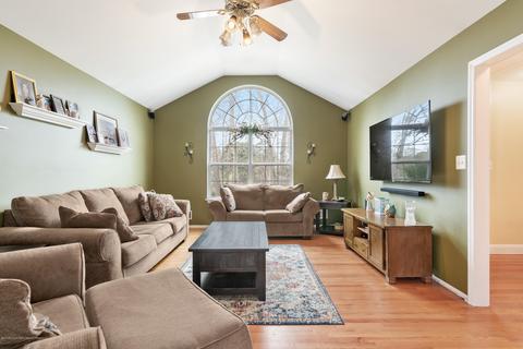 305 Chippewa Dr, Jackson, NJ 08527 photo 5