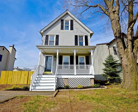 8 Cathrine St, Sewaren, NJ 07077 photo 1