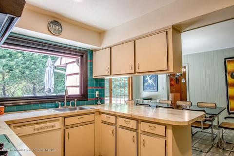 36 Appletree Dr, Matawan, NJ 07747 photo 9