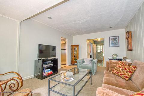 36 Appletree Dr, Matawan, NJ 07747 photo 12