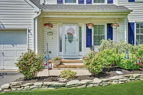 19 Red Maple Dr, Brick, NJ 08724 photo 2