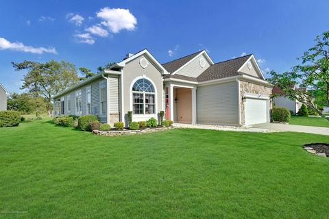 8 Strathmere St, Waretown, NJ 08758 photo 4