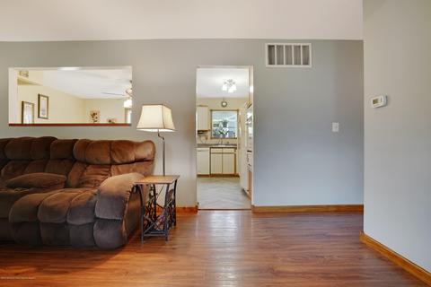 44 Rhode Island Dr, Jackson, NJ 08527 photo 6