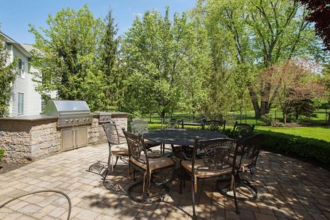 1 Crocus Dr, Holmdel, NJ 07733 photo 32