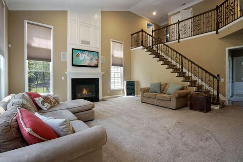 1 Crocus Dr, Holmdel, NJ 07733 photo 10