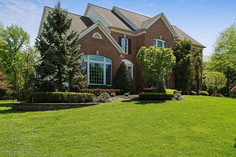 1 Crocus Dr, Holmdel, NJ 07733 photo 2