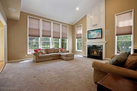 1 Crocus Dr, Holmdel, NJ 07733 photo 11