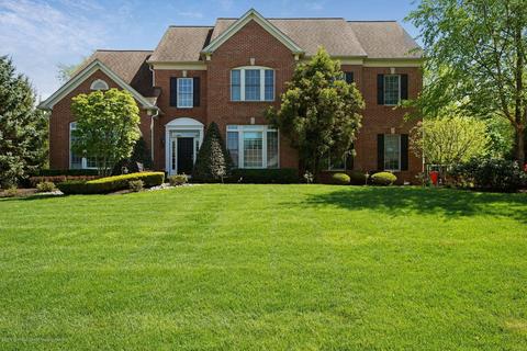 1 Crocus Dr, Holmdel, NJ 07733 photo 1