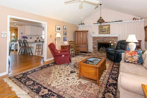 18 Bayview Dr, Waretown, NJ 08758 photo 2