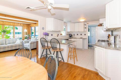 18 Bayview Dr, Waretown, NJ 08758 photo 10