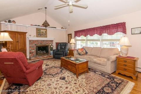 18 Bayview Dr, Waretown, NJ 08758 photo 3