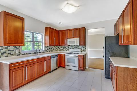 12 Mapleton Rd, Old Bridge, NJ 08857 photo 10