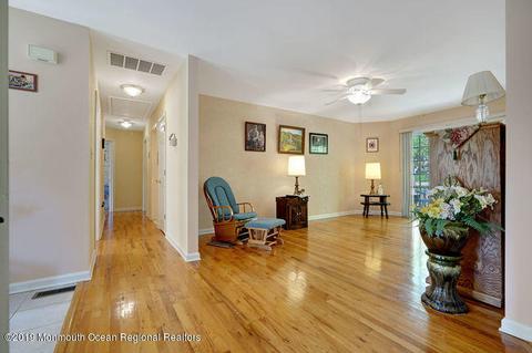 300 Constitution Dr, Forked River, NJ 08731 photo 17