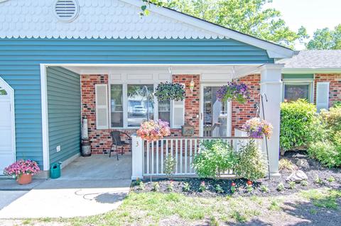 3 Lorelei Dr, Howell, NJ 07731 photo 2