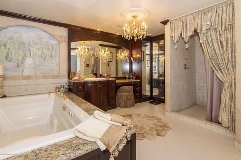 678 Windsor Rd, Brick, NJ 08724 photo 18