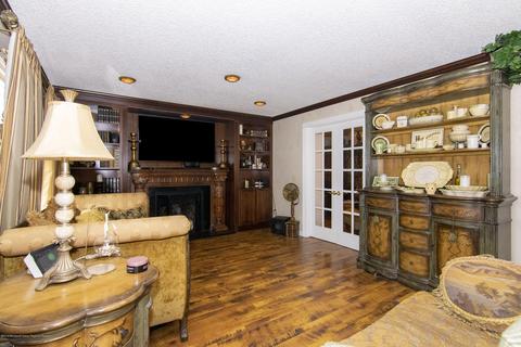 678 Windsor Rd, Brick, NJ 08724 photo 8