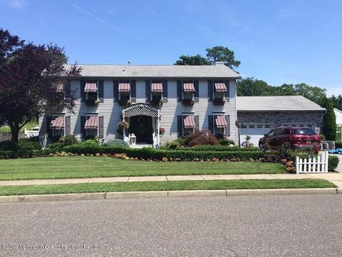 678 Windsor Rd, Brick, NJ 08724 photo 1