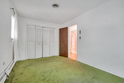585 Perchuk Ln, Jackson, NJ 08527 photo 12