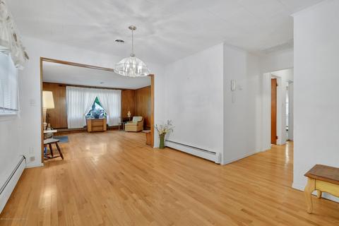 585 Perchuk Ln, Jackson, NJ 08527 photo 7