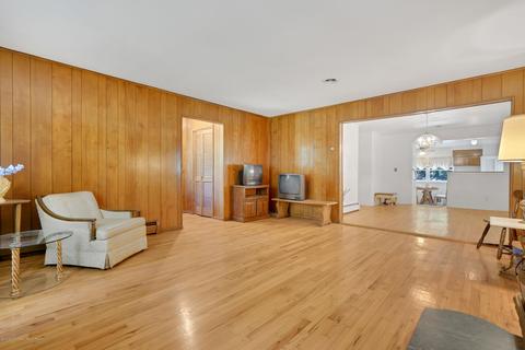 585 Perchuk Ln, Jackson, NJ 08527 photo 10