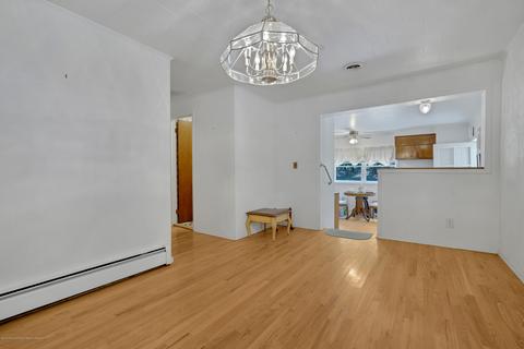 585 Perchuk Ln, Jackson, NJ 08527 photo 6
