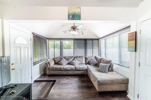 491 Mohawk Dr, Brick, NJ 08723 photo 4