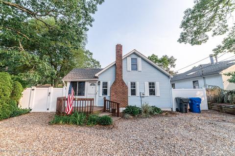 491 Mohawk Dr, Brick, NJ 08723 photo 1