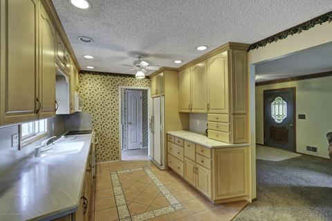 1122 Ruby Dr, Toms River, NJ 08753 photo 6